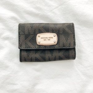 Michael Kors Mini Wallet
